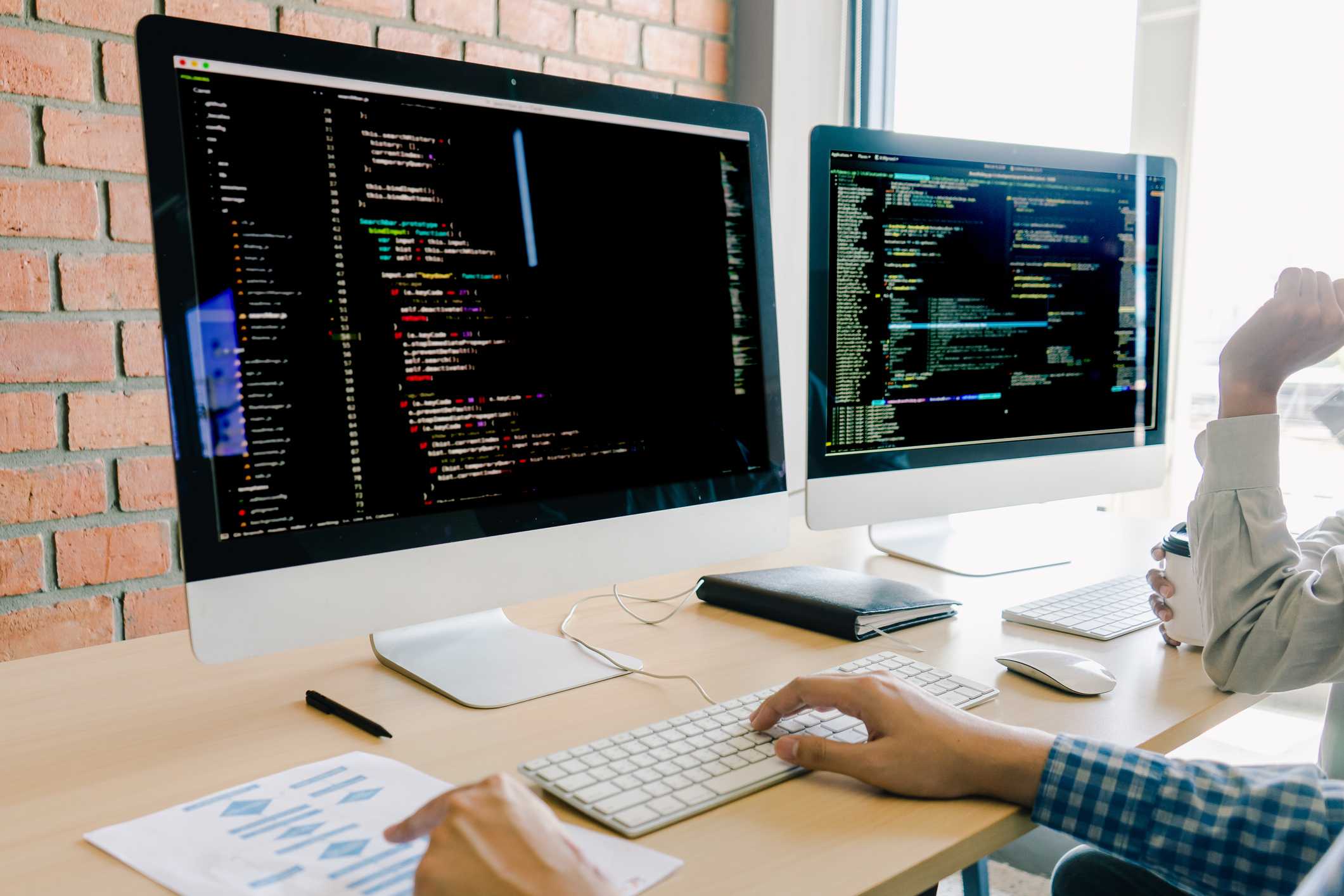 How to Set Up Work With an IT Outsourcing Company: A Comprehensive Guide